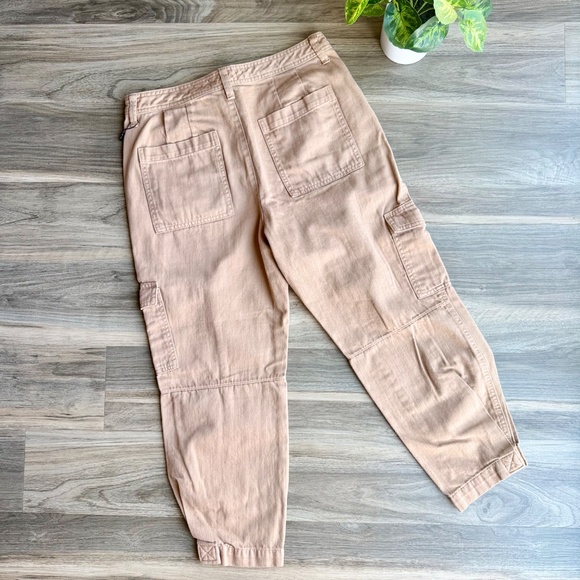 Banana Republic High Rise Tapered Utility Cargo Pants Iced Latte Brown Size 6 - Picture 11 of 14
